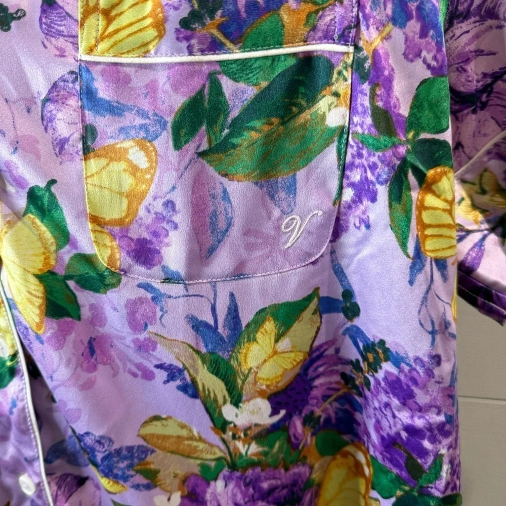 Victoria's Secret NWOT Floral Purple Satin Pajama Top Size Medium